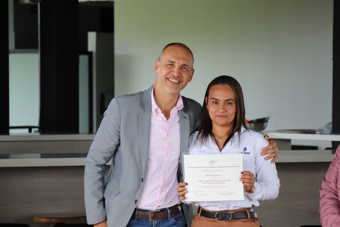 Diplomas Colgas (42)