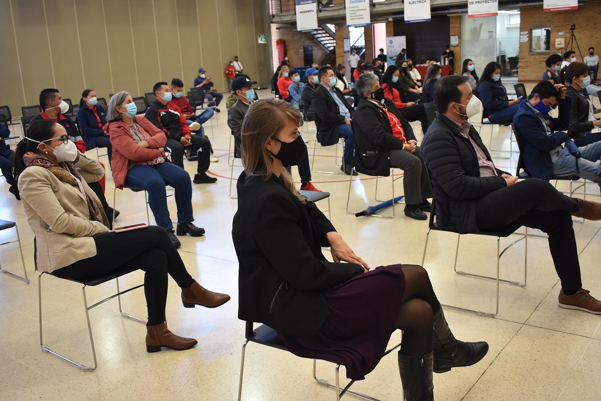 ECICIENCIA ASISTENTES.jpg