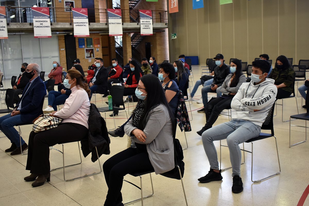 ECICIENCIA ASISTENTES 2021.jpg