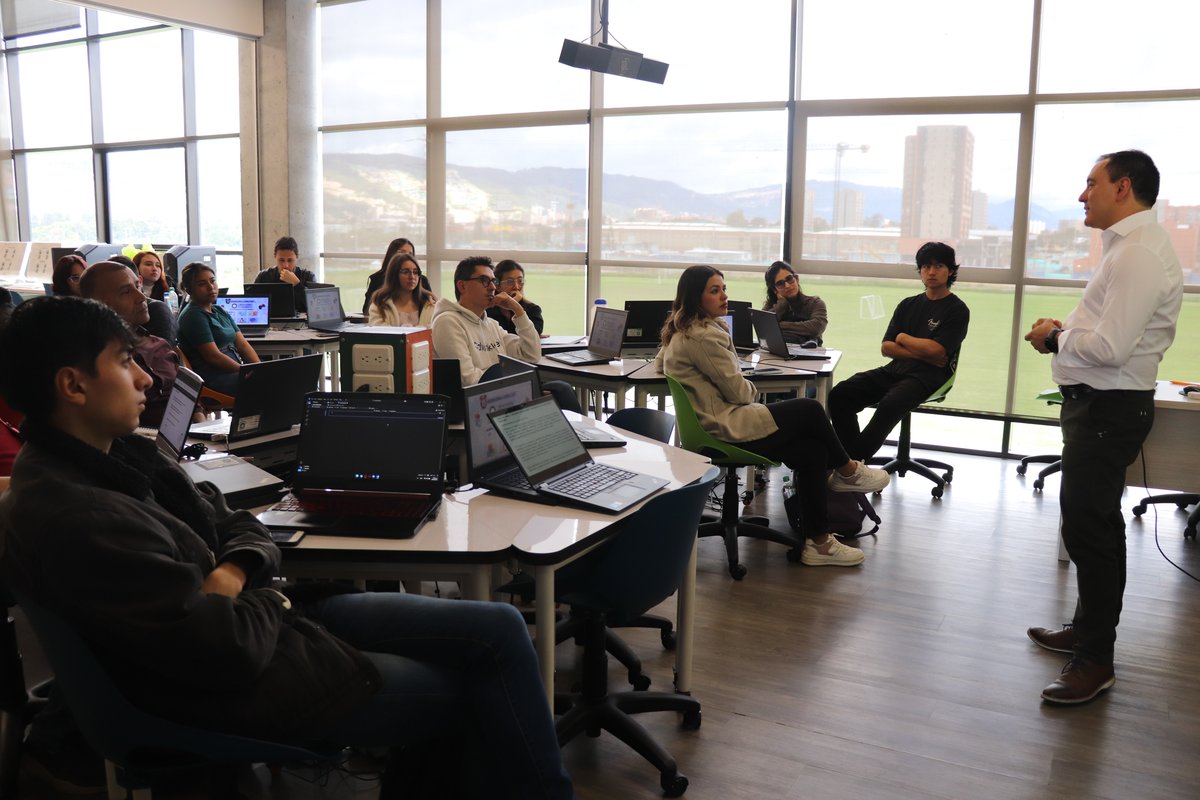 EIV 2025 CURSOS MAESTRÍA EN CIENCIA DE DATOS (10)