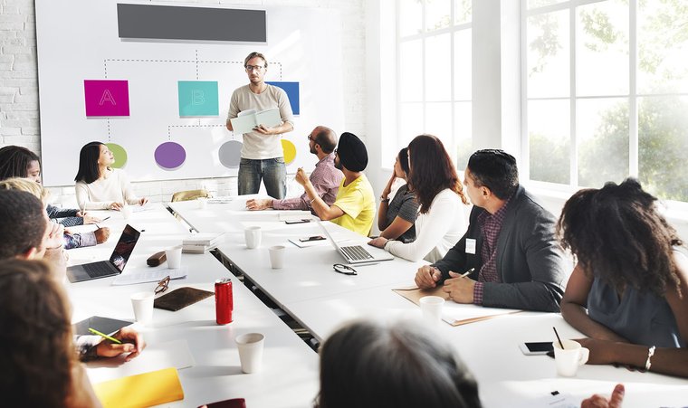 El liderazgo en la toma de decisiones estratégicas