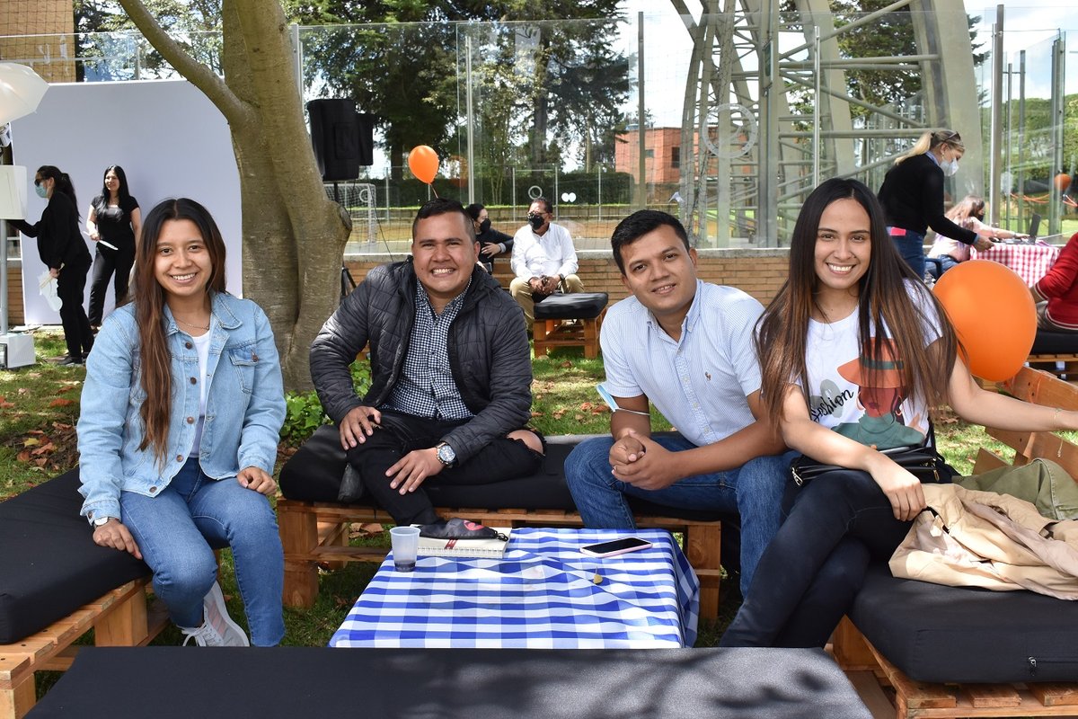 Encuentro Ingeniería Industrial Escuela Colombiana de Ingeniería Julio Garavito 8.jpg