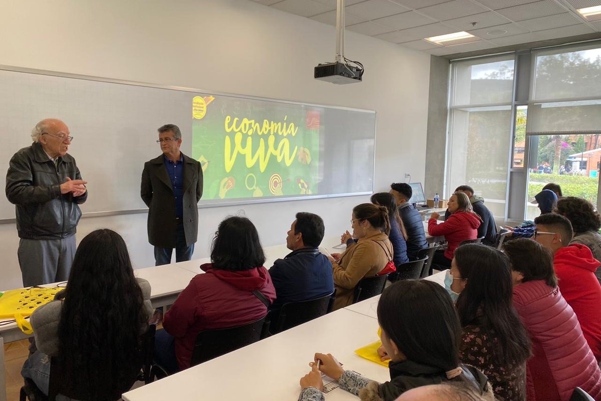 Encuentro de padres 2022-2 (33)