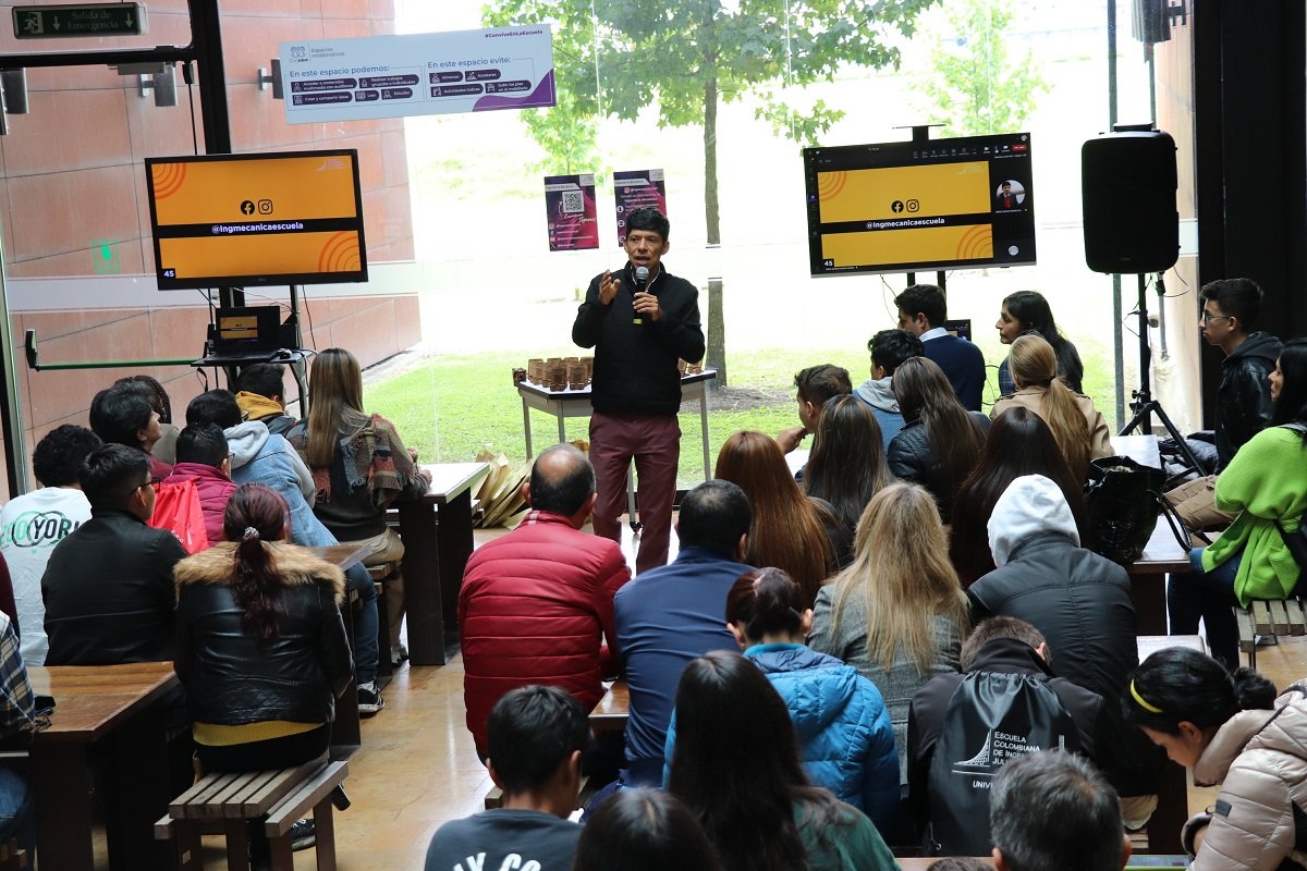 Encuentro de padres 2024-1 (42)