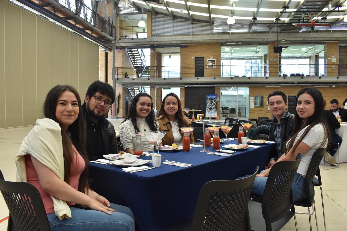 Encuentro de graduados Ingeniería Industrial (10)