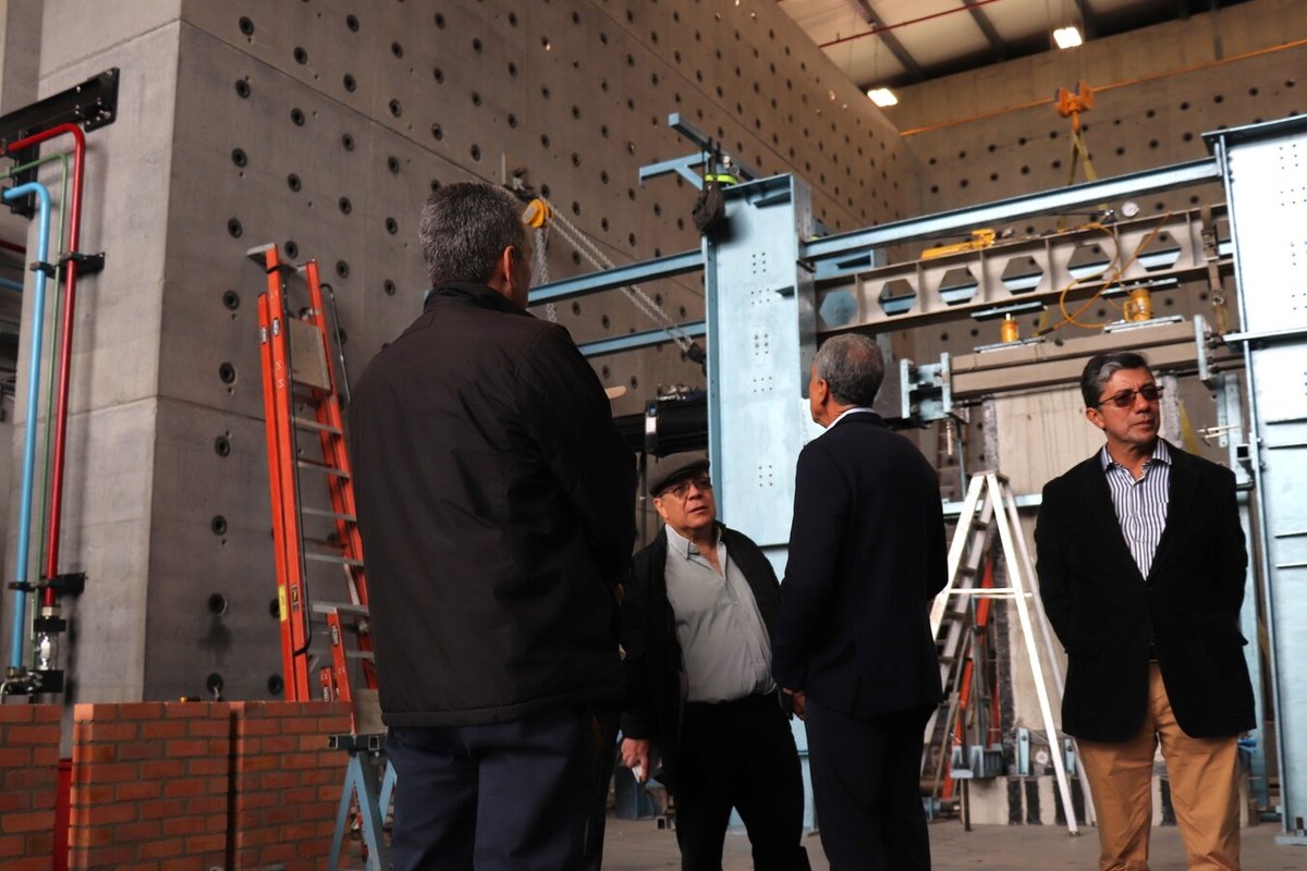 Encuentro graduados civil 1982 (10).