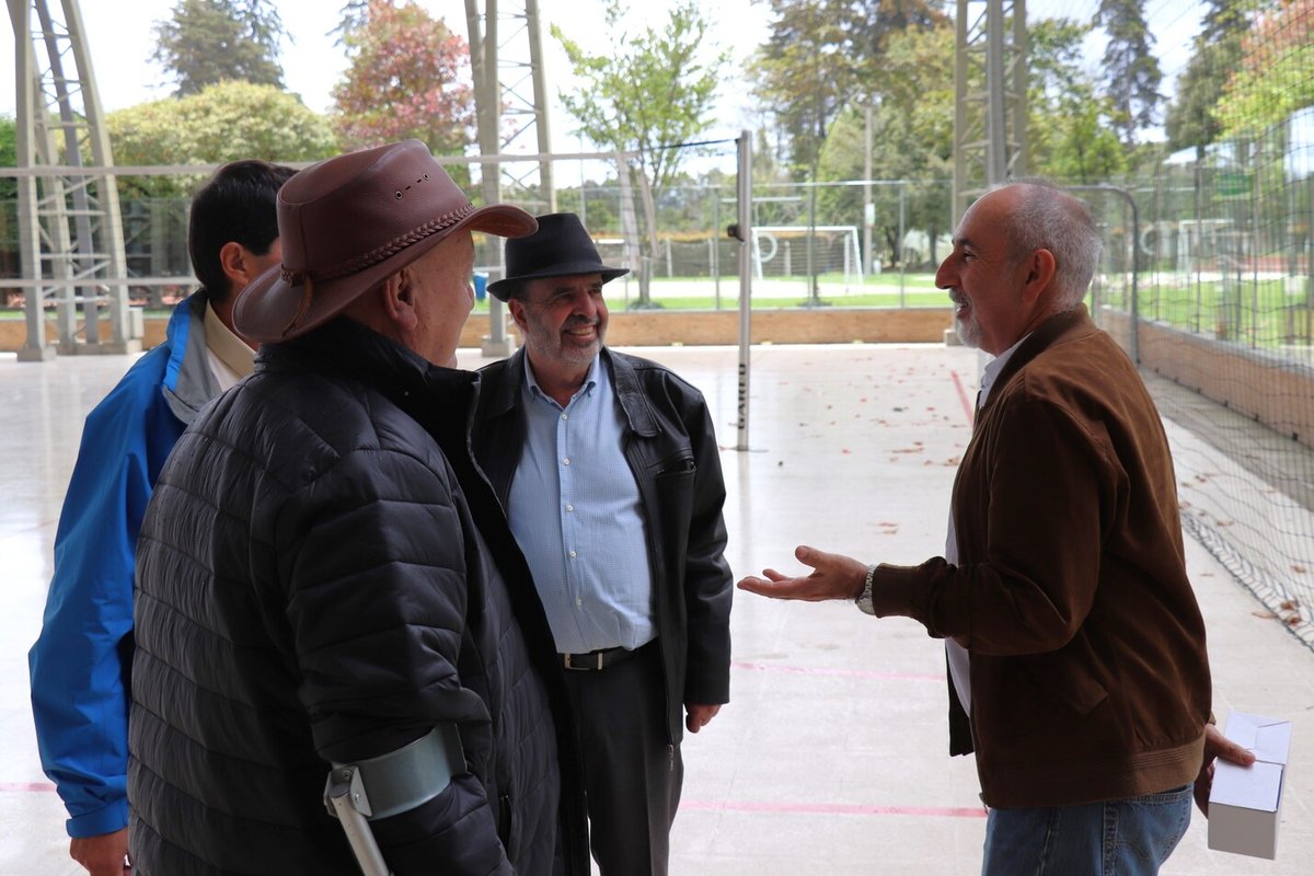 Encuentro graduados civil 1982 (26).