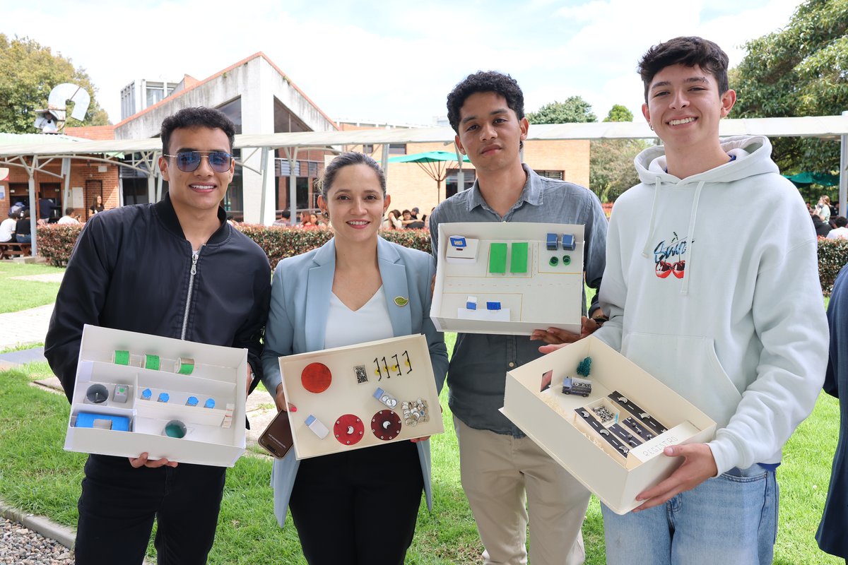 Feria de Ideas Inspiradoras - Escuela Colombiana de Ingeniería Julio Garavito
