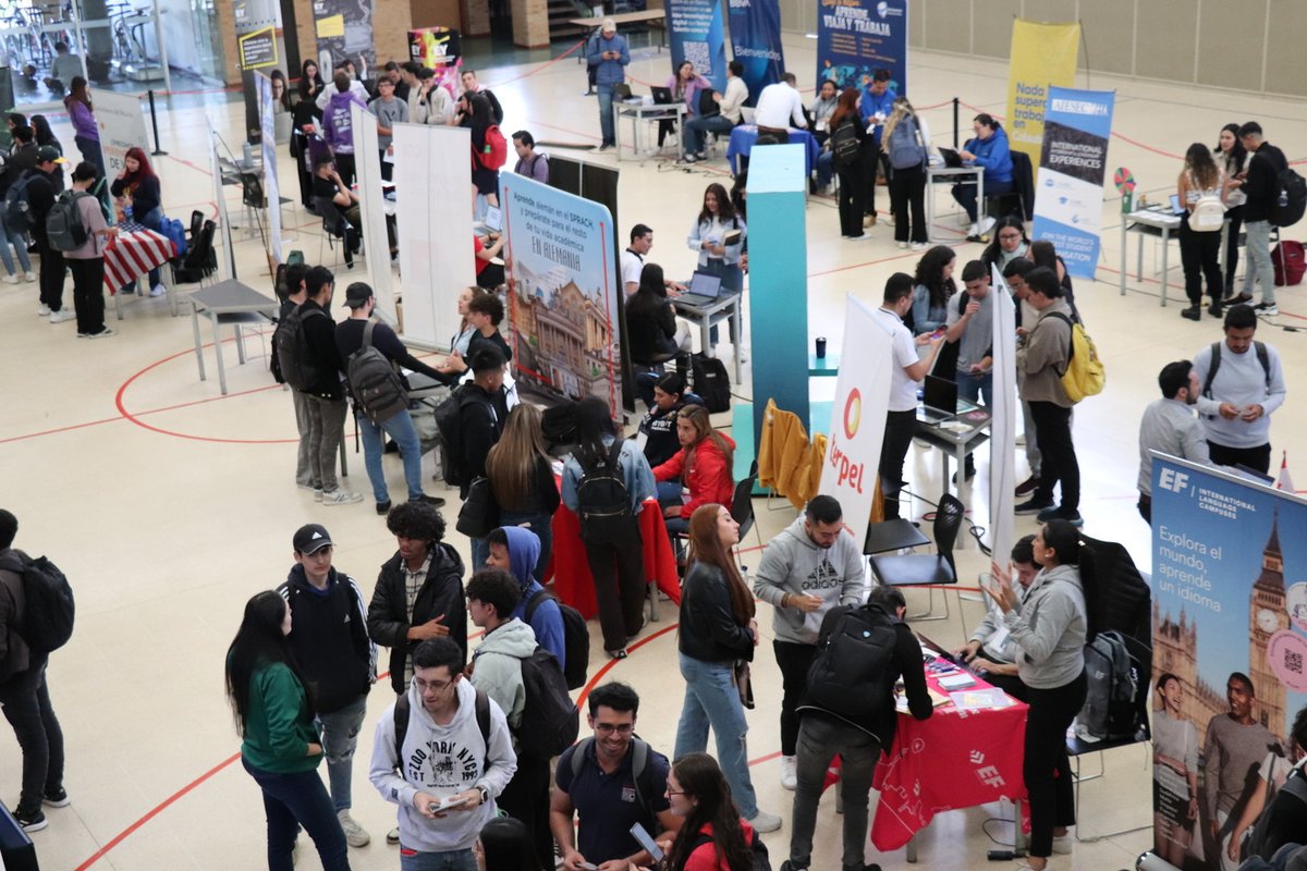 Feria de Proyección Profesional 2024-2 (13)