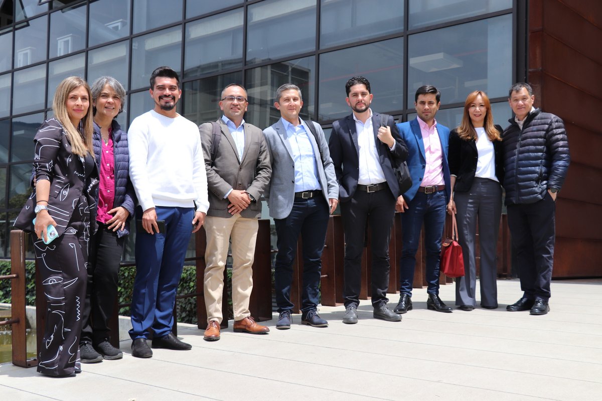 Fotos visita a labs Empresas (7)