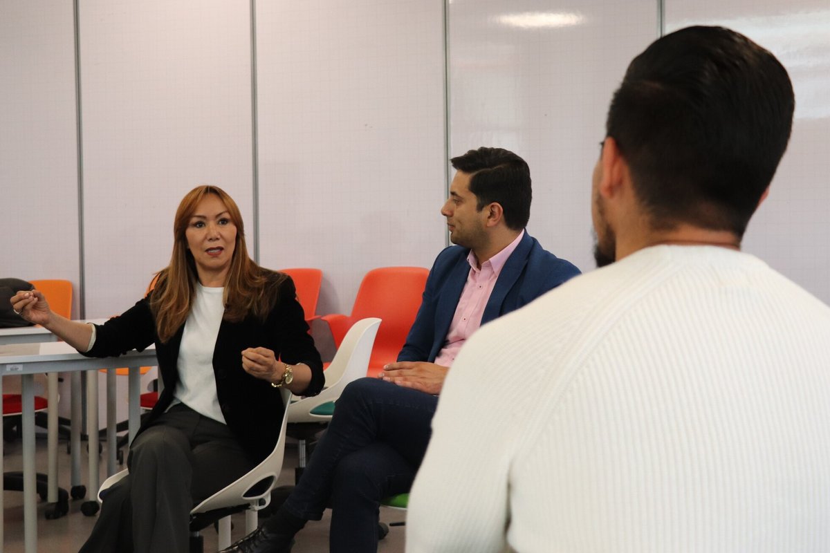 Fotos visita a labs Empresas (3)