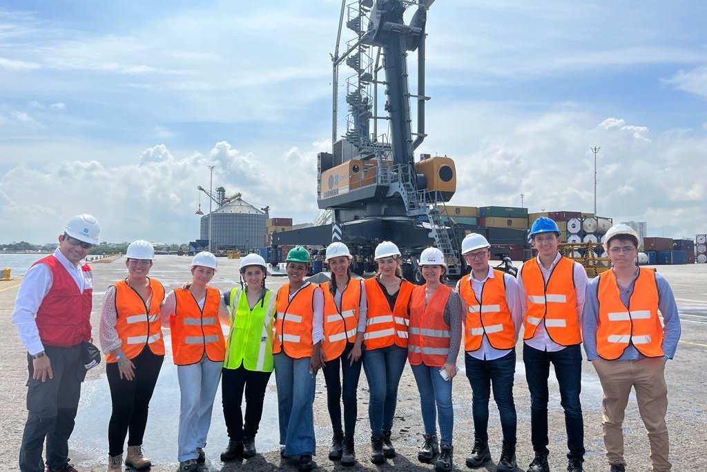 Gira industrial CE Optimización de Operaciones (1)