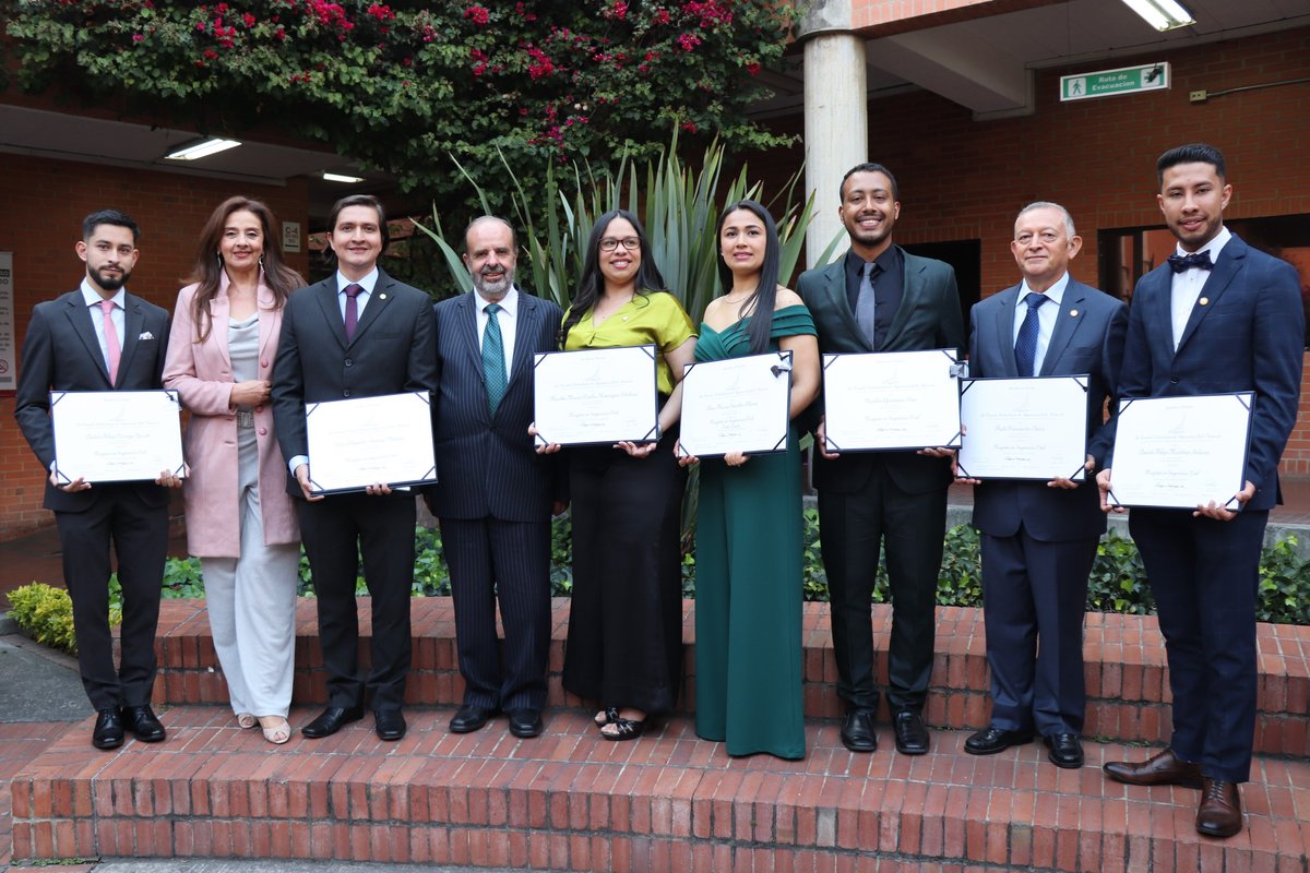 Grados Entrega de Diplomas 14 dic (17)