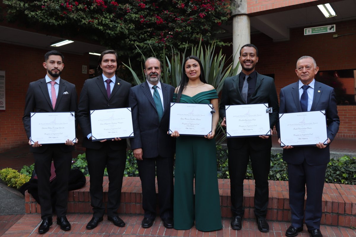 Grados Entrega de Diplomas 14 dic (16)