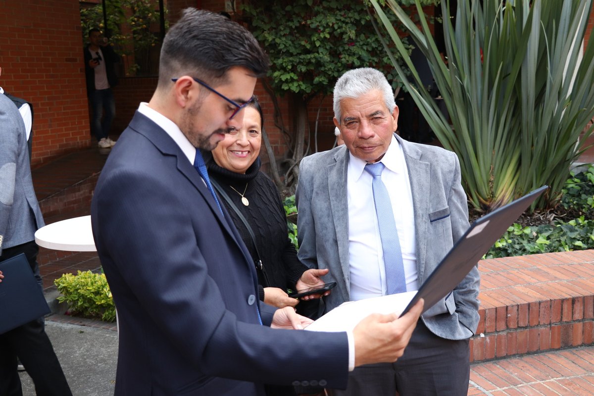 Grados Entrega de Diplomas 14 dic (13)