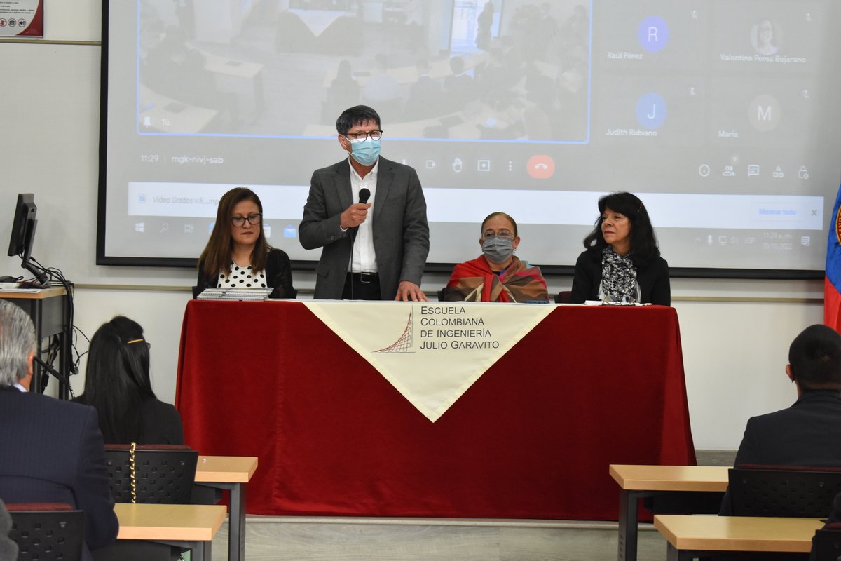 Graduación jóvenes Corporación Síndrome Down 2022 (6)