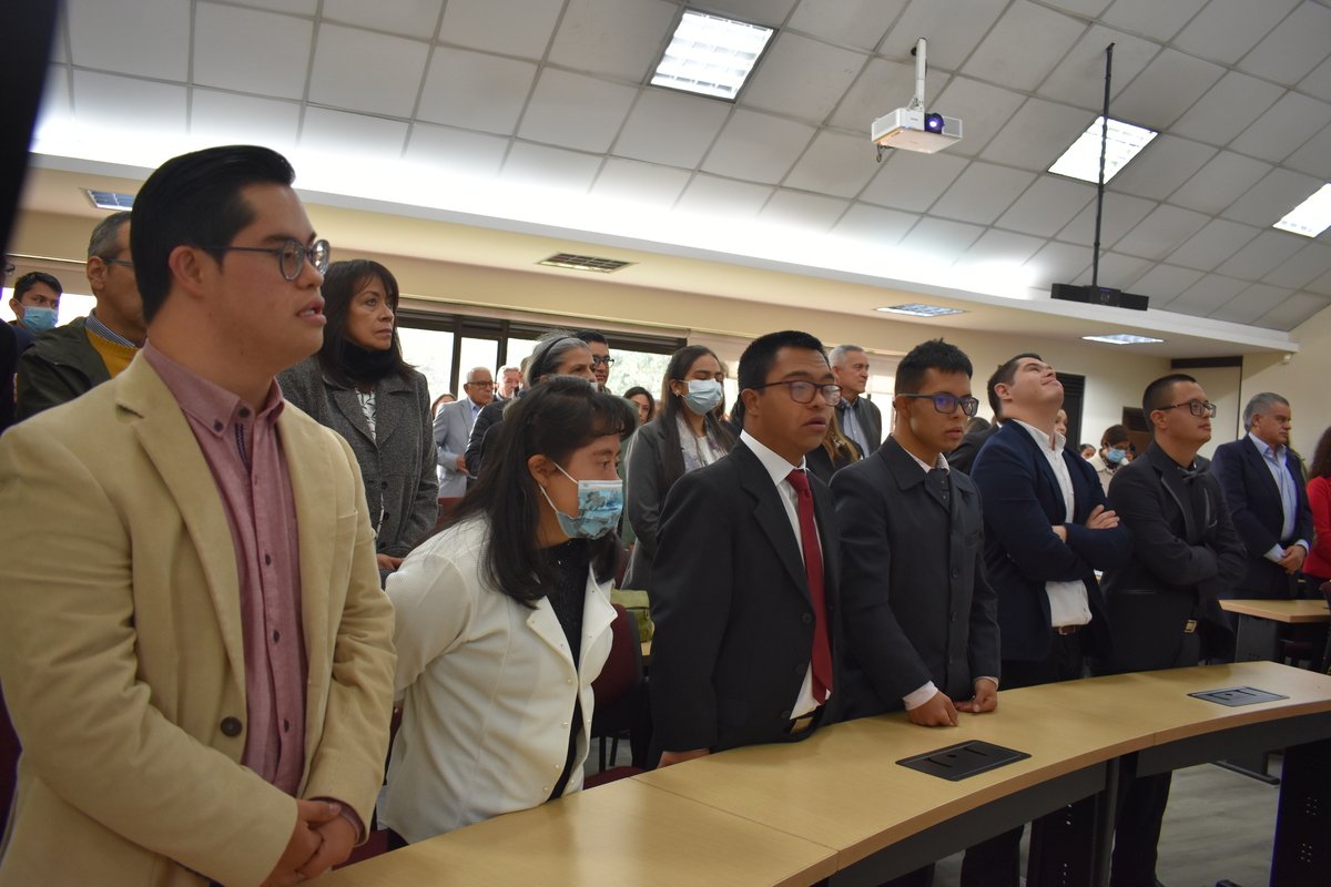 Graduación jóvenes Corporación Síndrome Down 2022  (20)