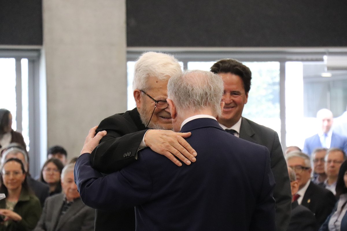 cátedra luis carlos sarmiento angulo