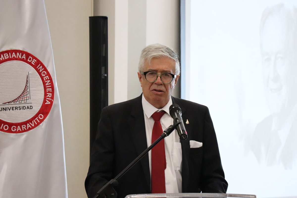 cátedra luis carlos sarmiento angulo