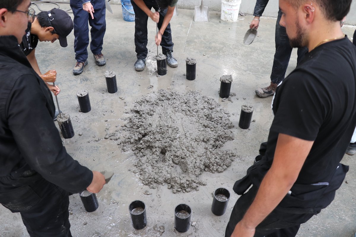 Semillero de Estructuras, Materiales y Construcción - Julio Garavito