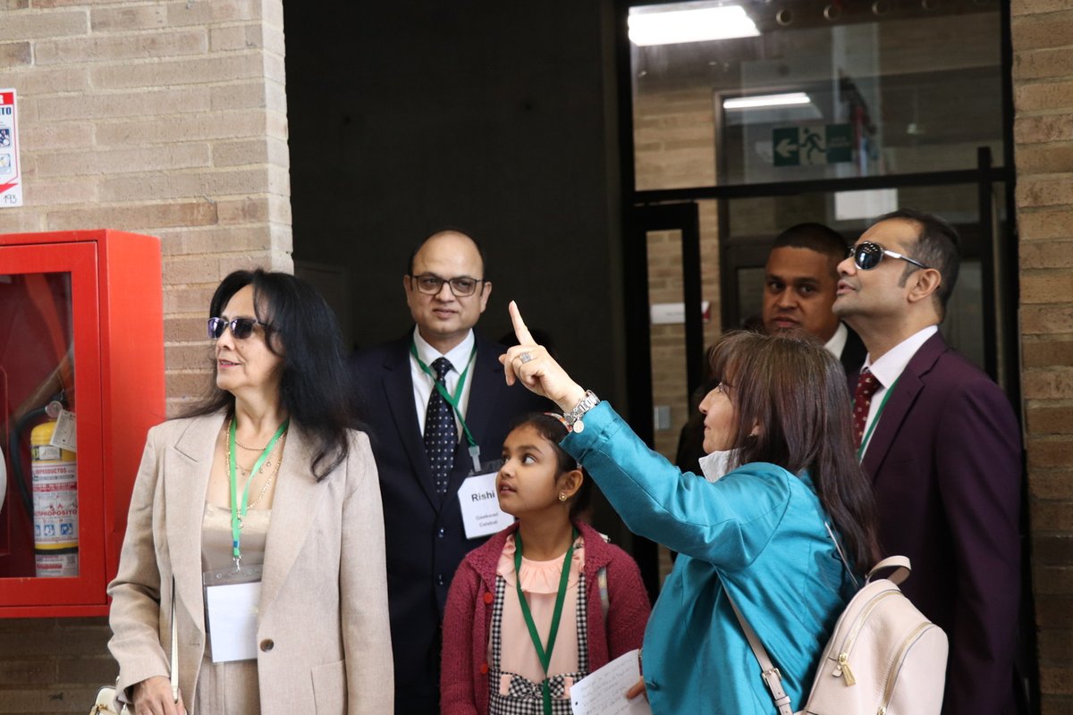VISITA INDIA CANADA
