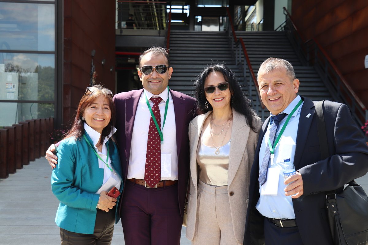 VISITA INDIA CANADA