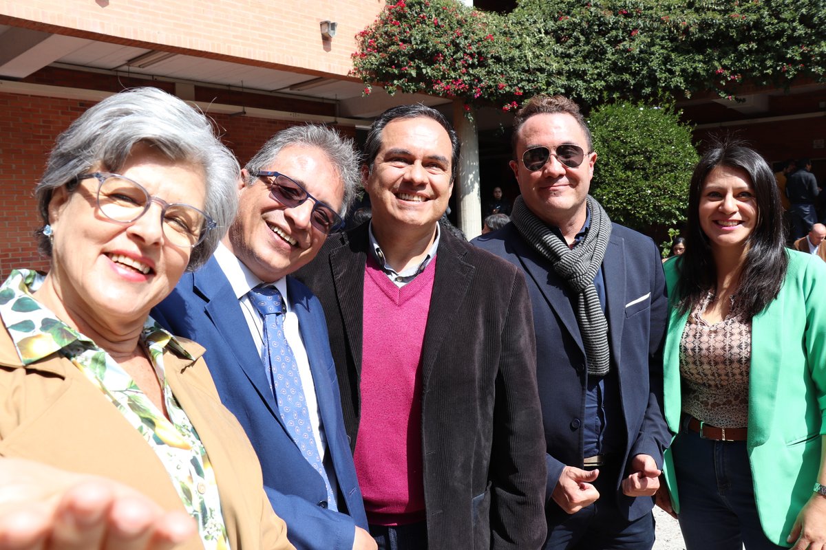 Bienvenida profesores 2025-1