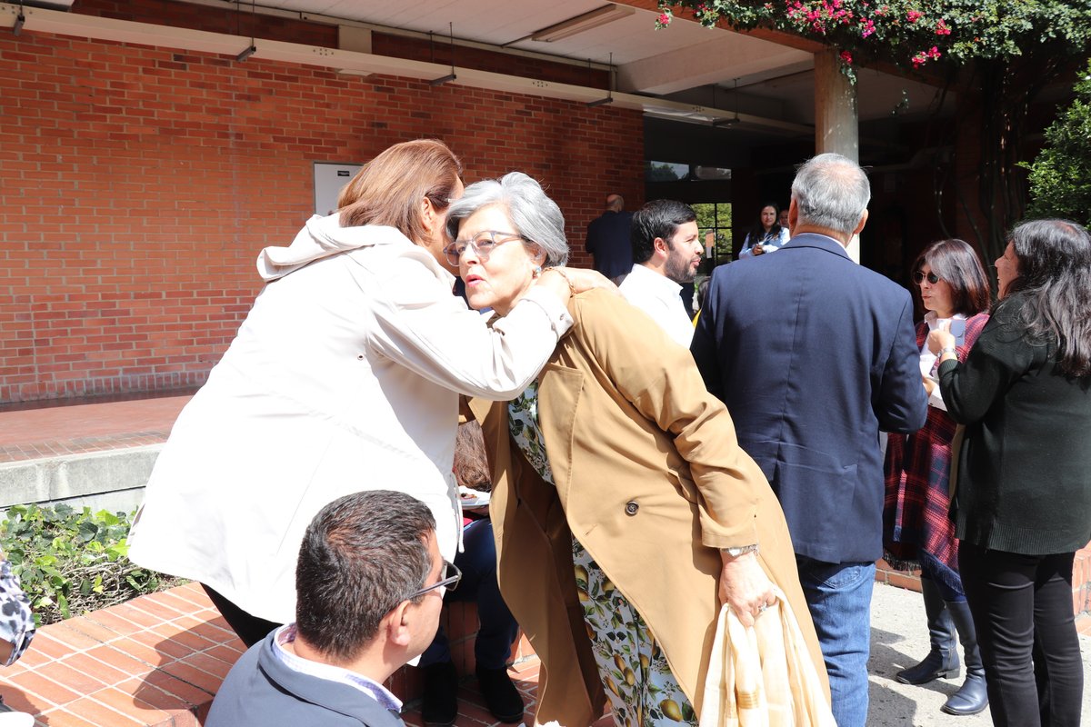 Bienvenida profesores 2025-1