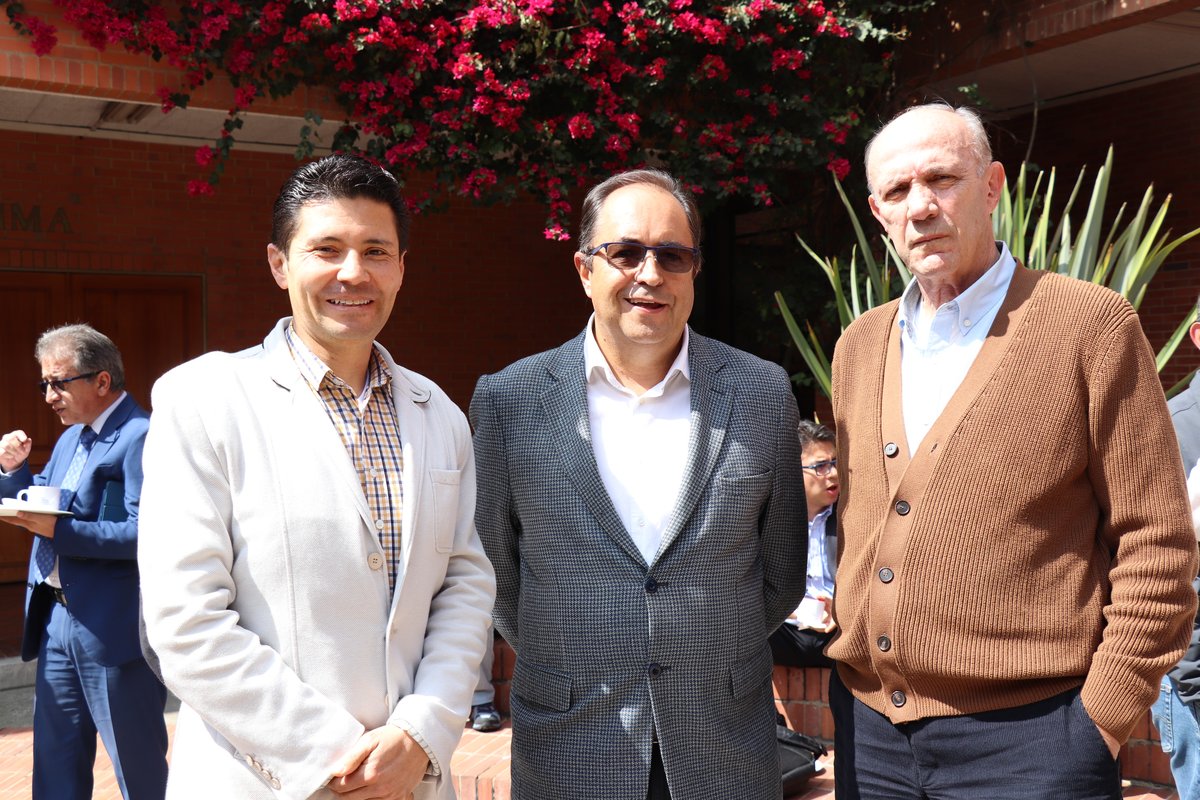 Bienvenida profesores 2025-1