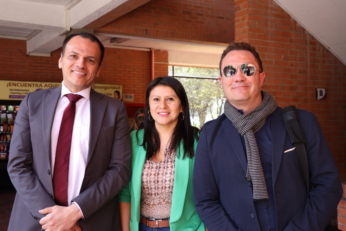 Bienvenida profesores 2025-1