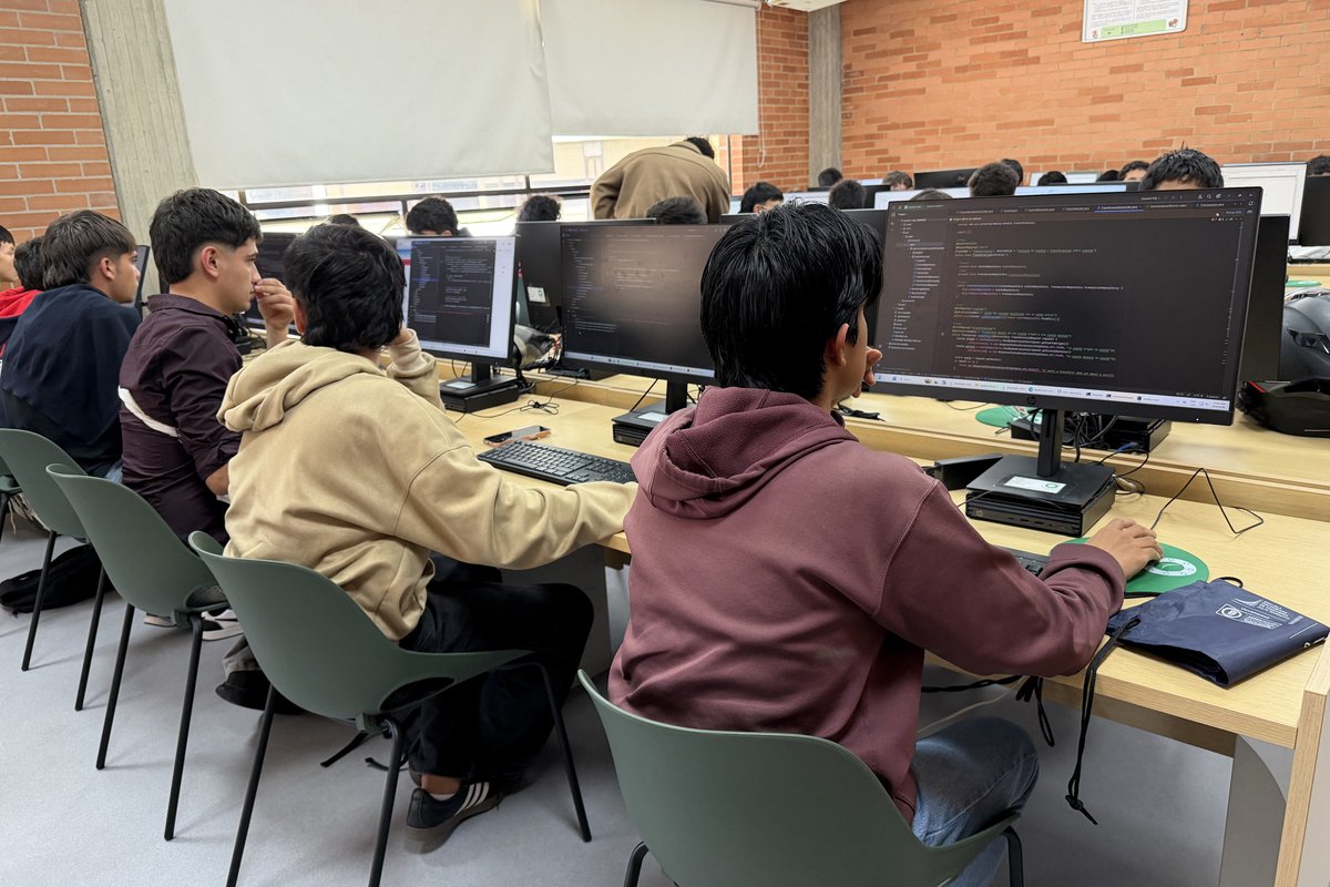 DÍA COMO PROFESIONAL 2026 - 2 - UNIVERSIDAD ESCUELA COLOMBIANA DE INGENIERÍA JULIO GARAVITO