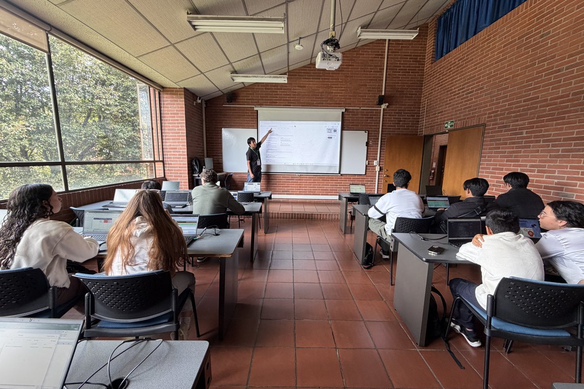 DÍA COMO PROFESIONAL 2026 - 2 - UNIVERSIDAD ESCUELA COLOMBIANA DE INGENIERÍA JULIO GARAVITO