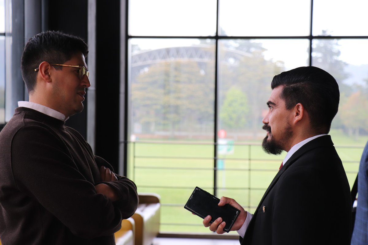 IMG_3389La Escuela impulsa la construcción de una visión compartida para el ecosistema de ciencia, tecnología e innovación