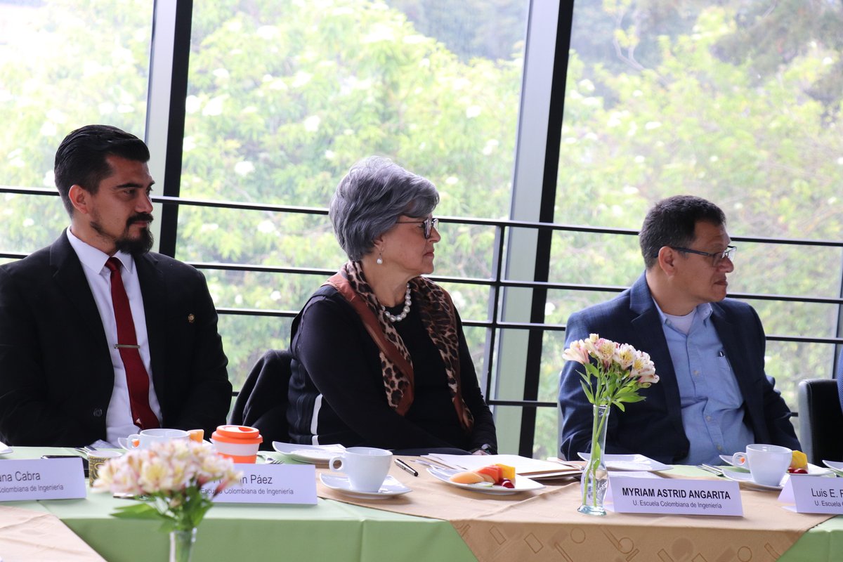 La Escuela impulsa la construcción de una visión compartida para el ecosistema de ciencia, tecnología e innovación