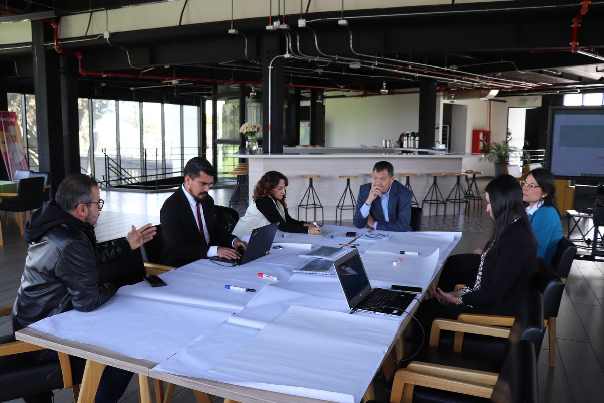 La Escuela impulsa la construcción de una visión compartida para el ecosistema de ciencia, tecnología e innovación