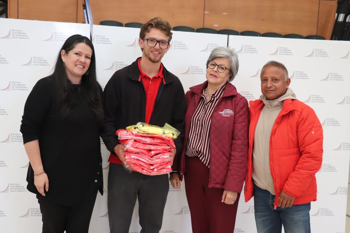 ENTREGA DE UNIFORMES 2026 - UNIVERSIDAD ESCUELA COLOMBIANA DE INGENIERÍA JULIO GARAVITO
