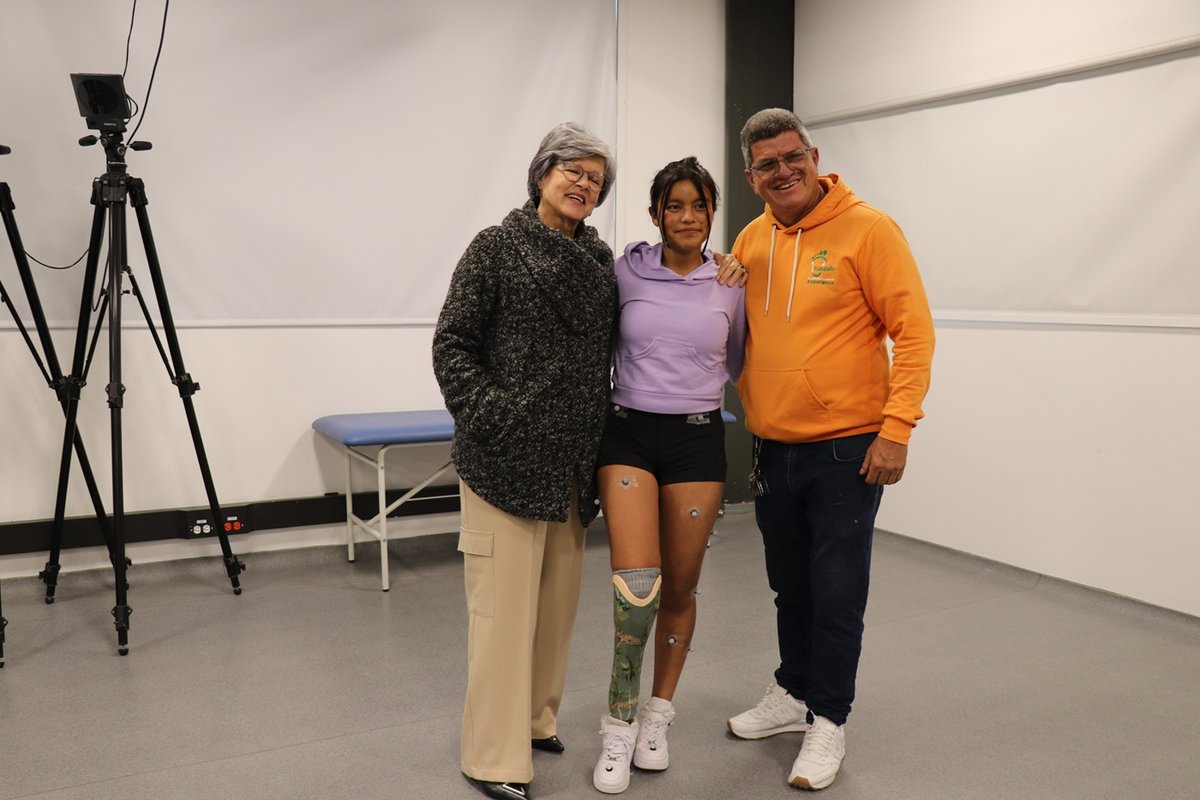 PROTESIS MARIA FERNANDA