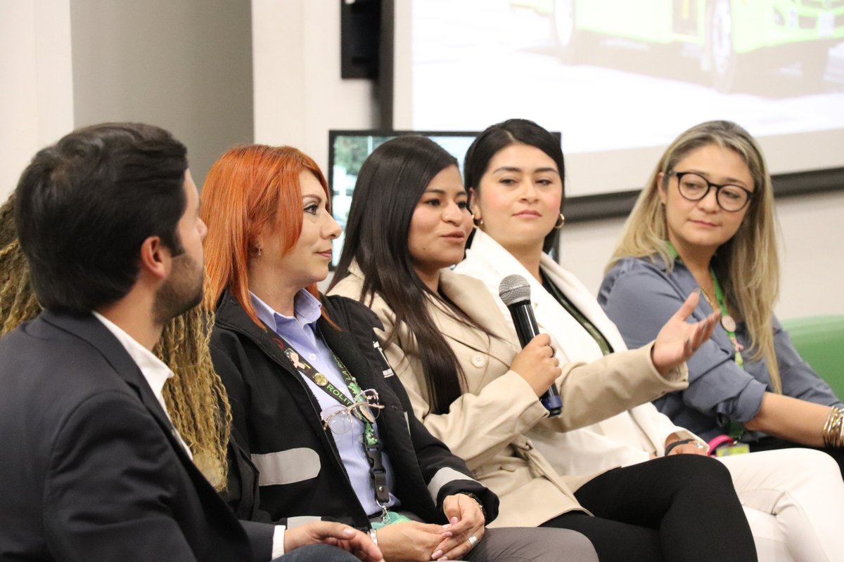 DIA DE LA MUJER LA ROLITA