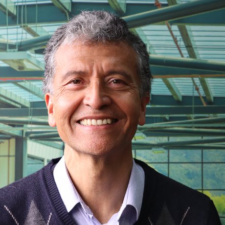 Diego Aparicio Parada Landazábal - Escuela Colombiana de Ingeniería Julio Garavito