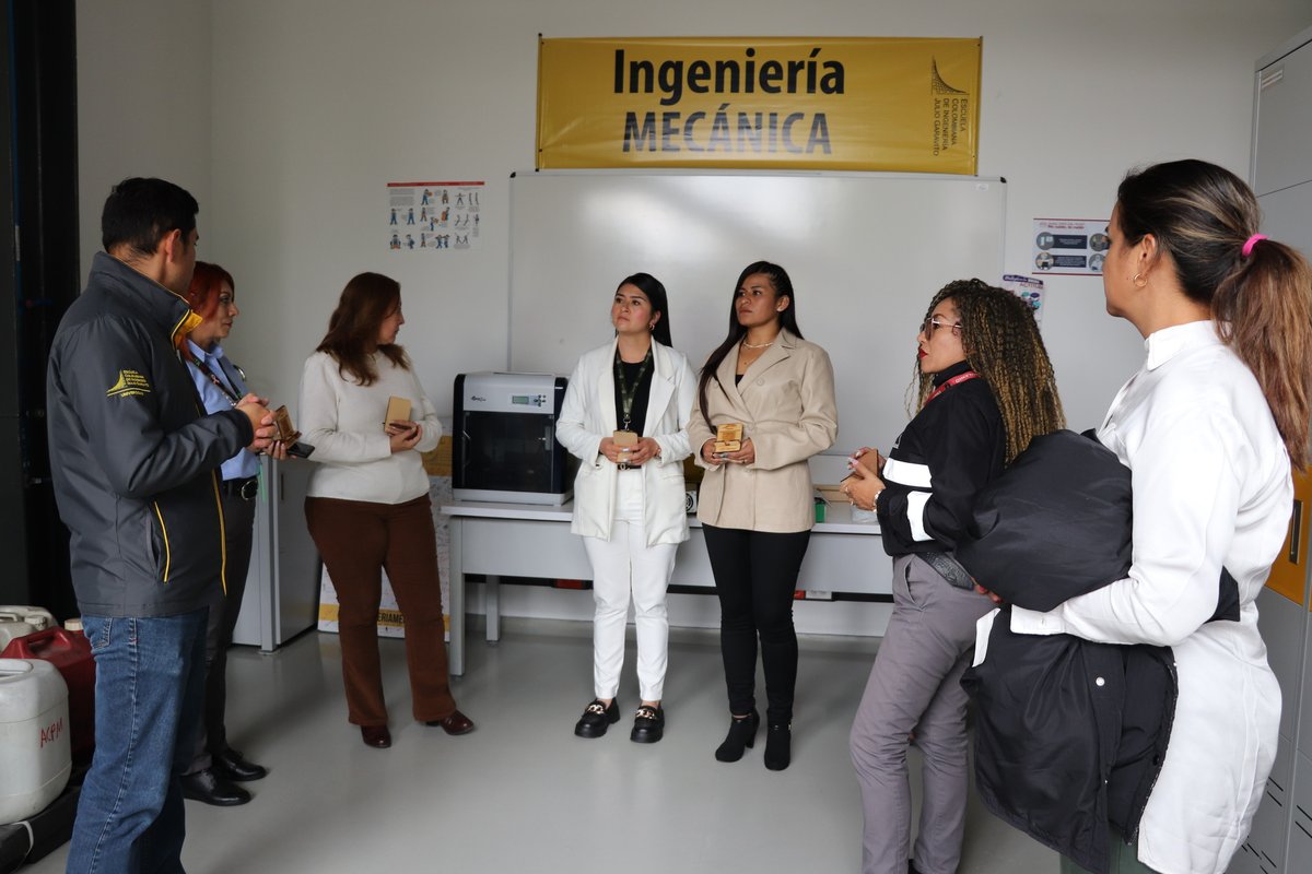 DIA DE LA MUJER LA ROLITA