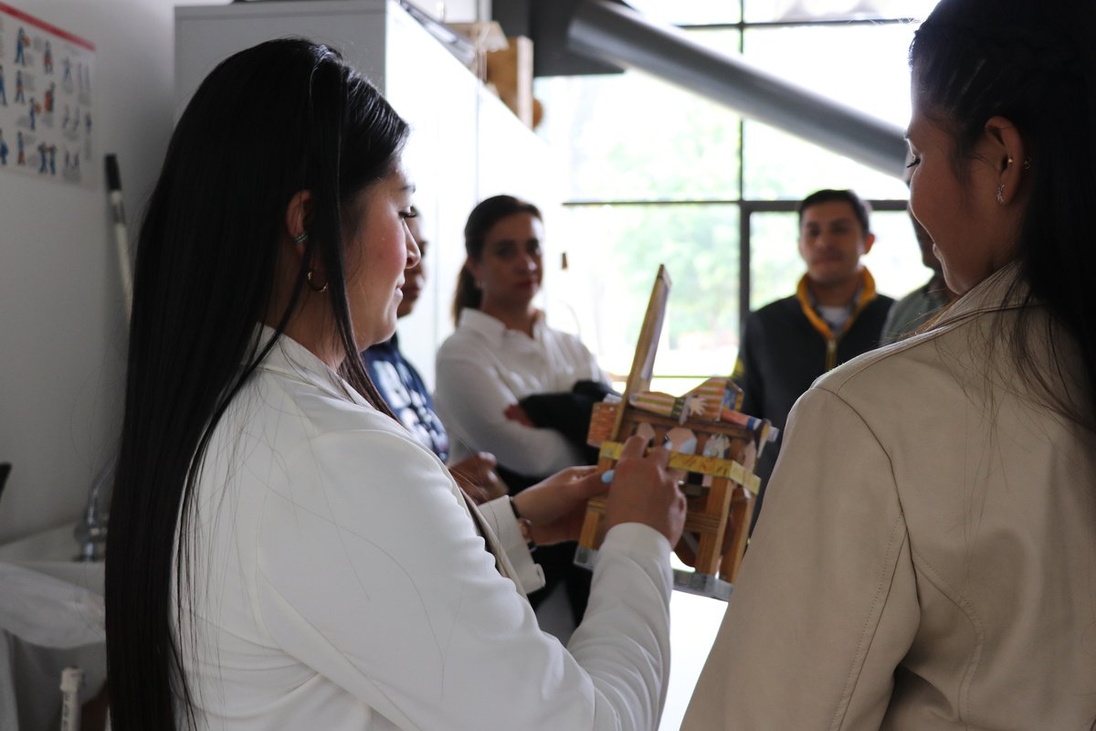 DIA DE LA MUJER LA ROLITA