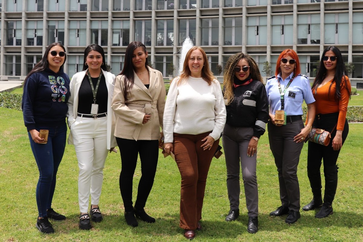 DIA DE LA MUJER LA ROLITA