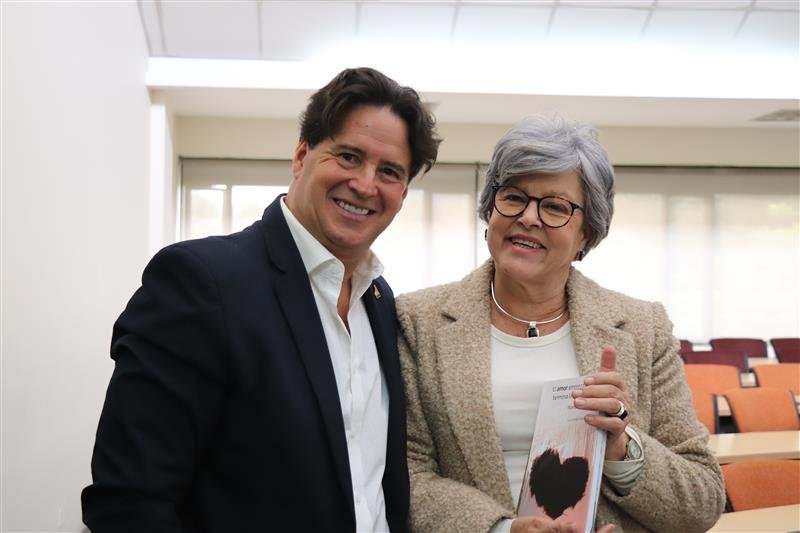 Lanzamiento del libro Conducción, Negociación y Seducción