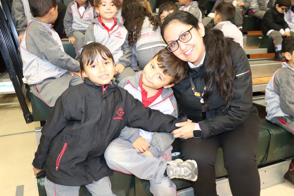 FOTOS TOUR STEM ESCUELA