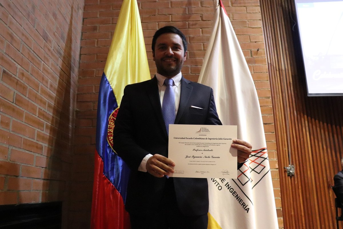 51 AÑOS