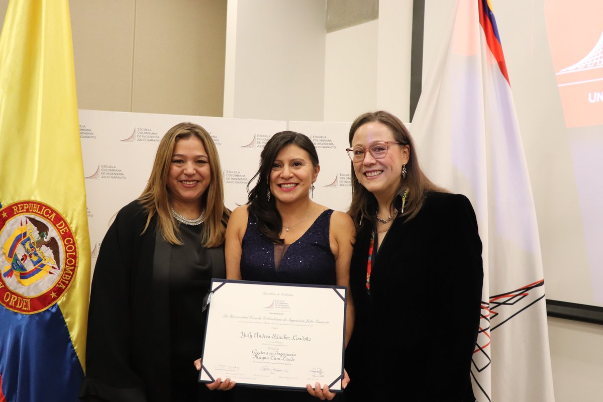 Grados primeros doctores de la Escuela