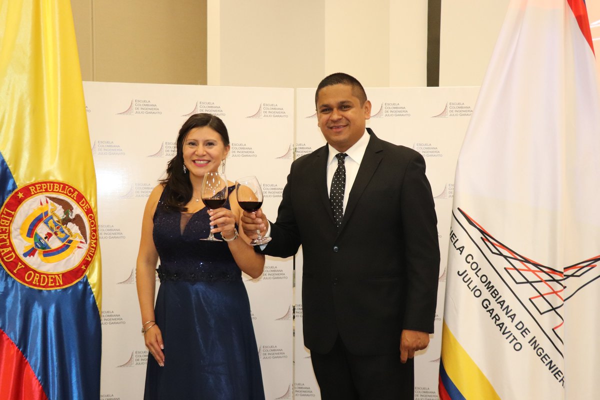 Grados primeros doctores de la Escuela