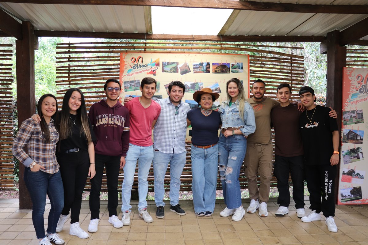 Industrial 30 años (28)