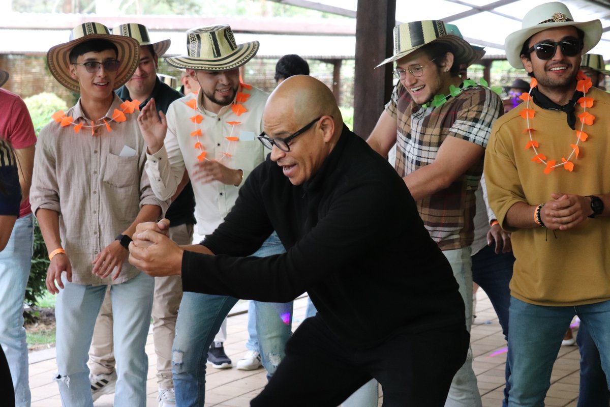 Industrial 30 años (80)