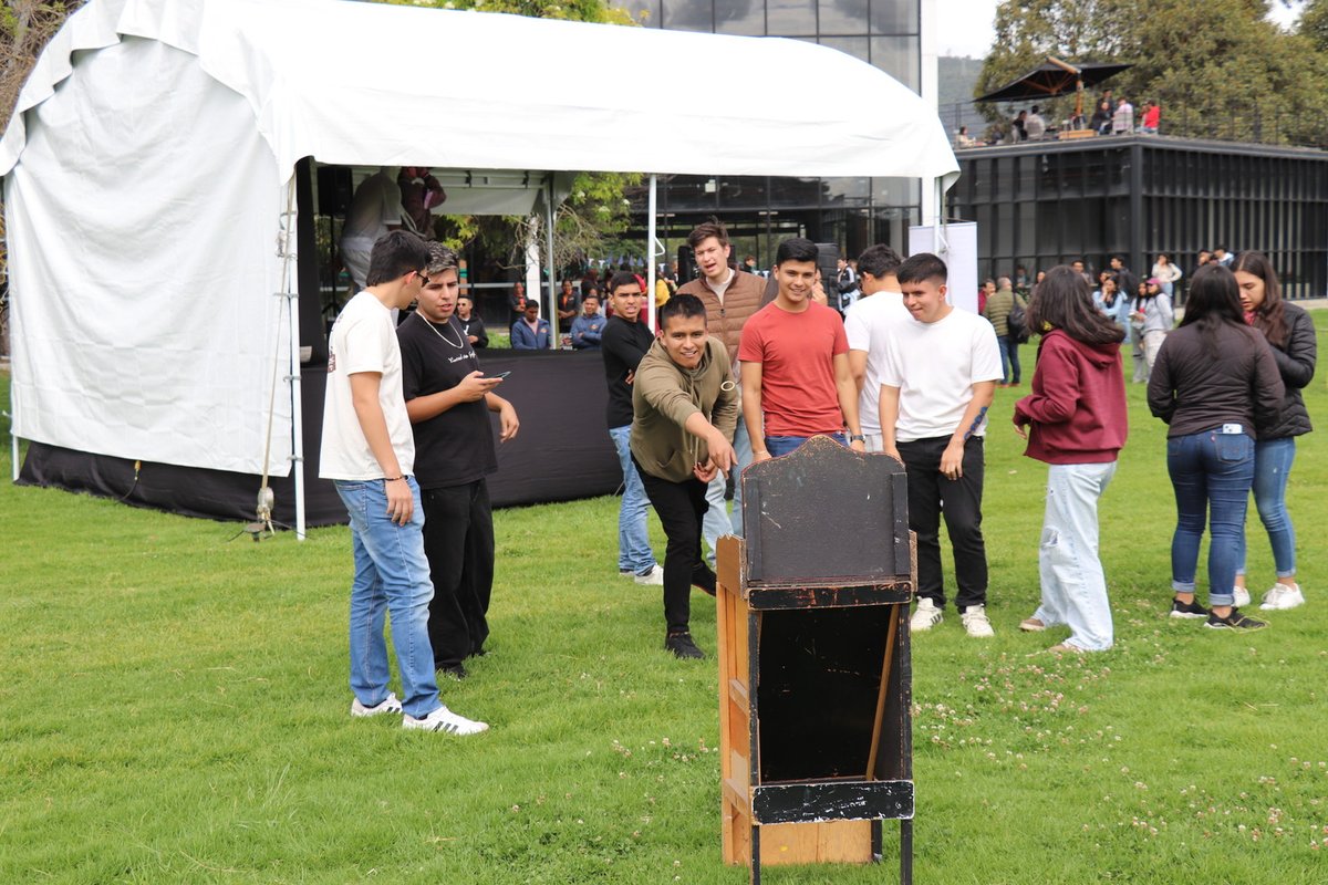 Industrial y su parche (8)